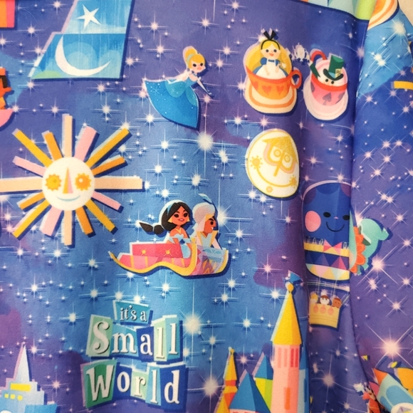 It's A Small World Print Dress - Size large - Picture 4 of 8